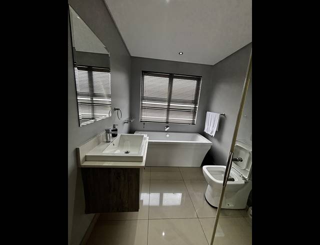 1 BEDROOM APARTMENT FOR SALE IN BROADACRES